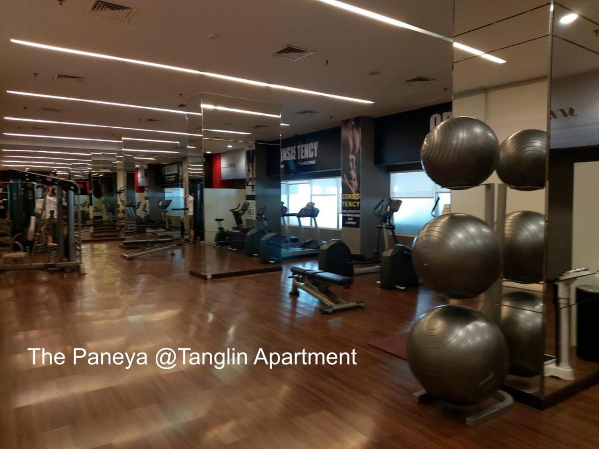 The Paneya @Tanglin Apartment Surabaya Esterno foto