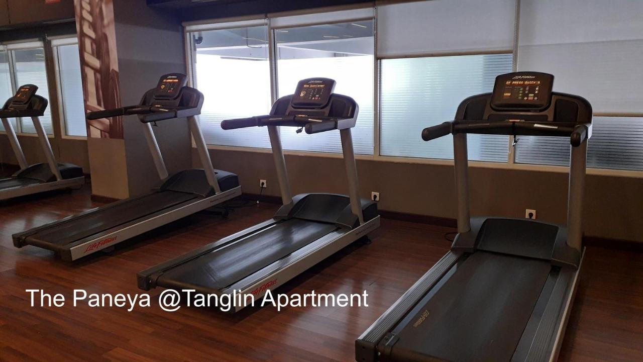 The Paneya @Tanglin Apartment Surabaya Esterno foto