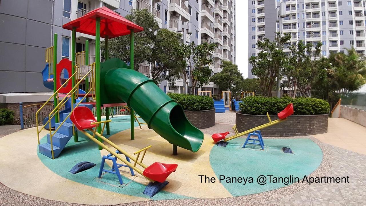 The Paneya @Tanglin Apartment Surabaya Esterno foto