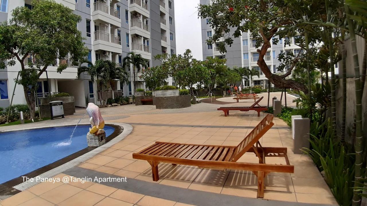The Paneya @Tanglin Apartment Surabaya Esterno foto
