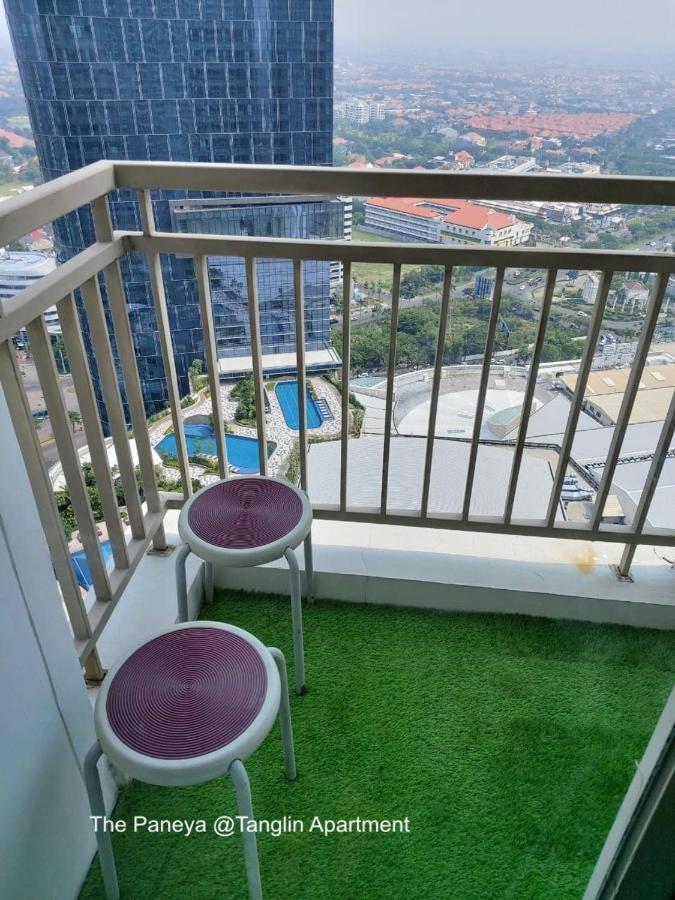 The Paneya @Tanglin Apartment Surabaya Esterno foto