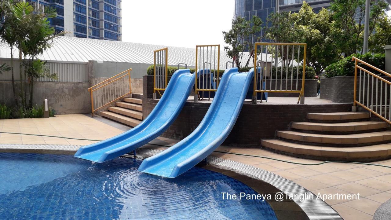 The Paneya @Tanglin Apartment Surabaya Esterno foto