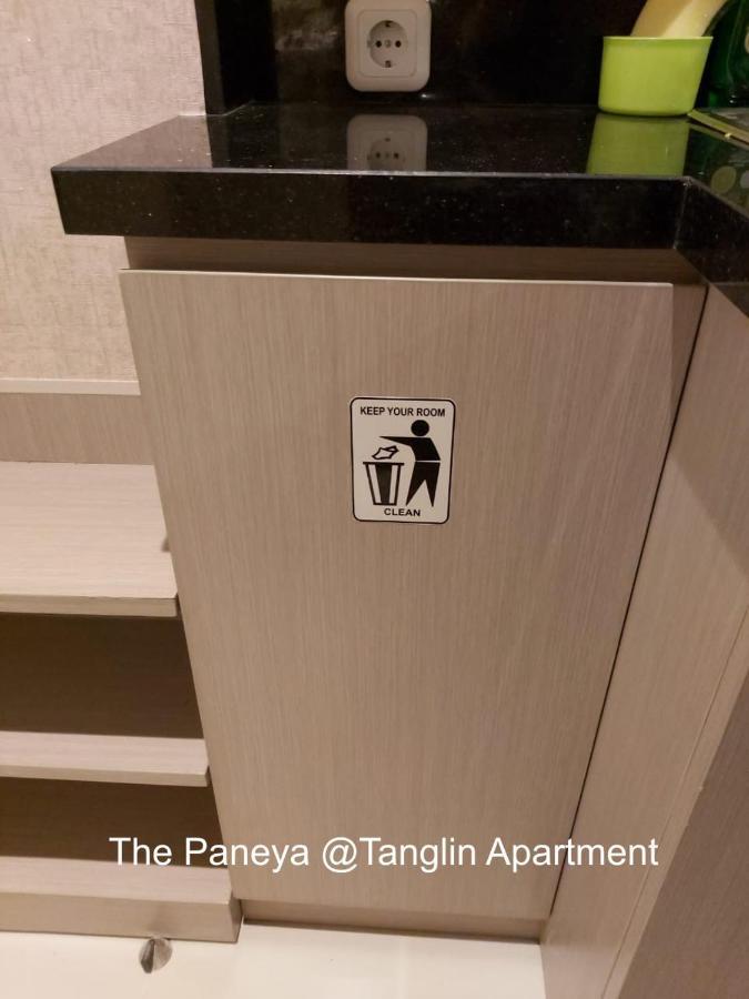 The Paneya @Tanglin Apartment Surabaya Esterno foto
