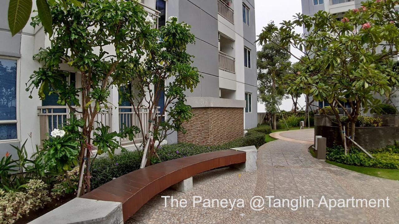 The Paneya @Tanglin Apartment Surabaya Esterno foto